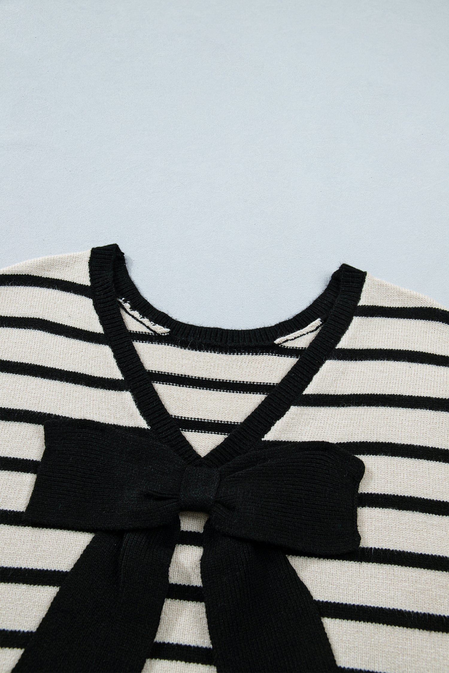 Black Stripe Bow Applique Short Sleeve Sweater