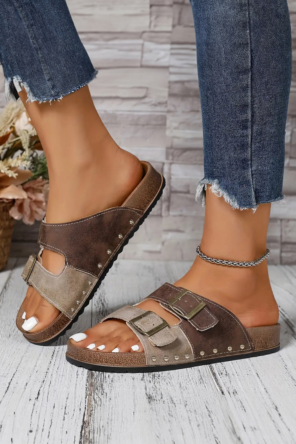 Light Blue Leopard Two-tone Retro Buckle Straps Hollowed Faux Suede Slippers
