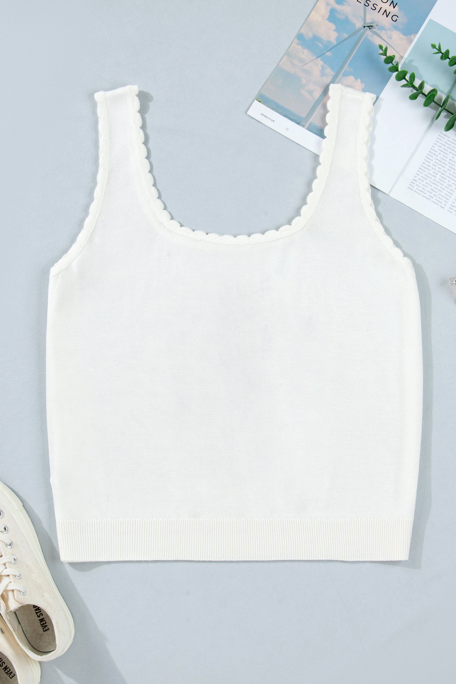 White Plus Size Floral Print Scalloped Trim Square Neck Sweater Vest