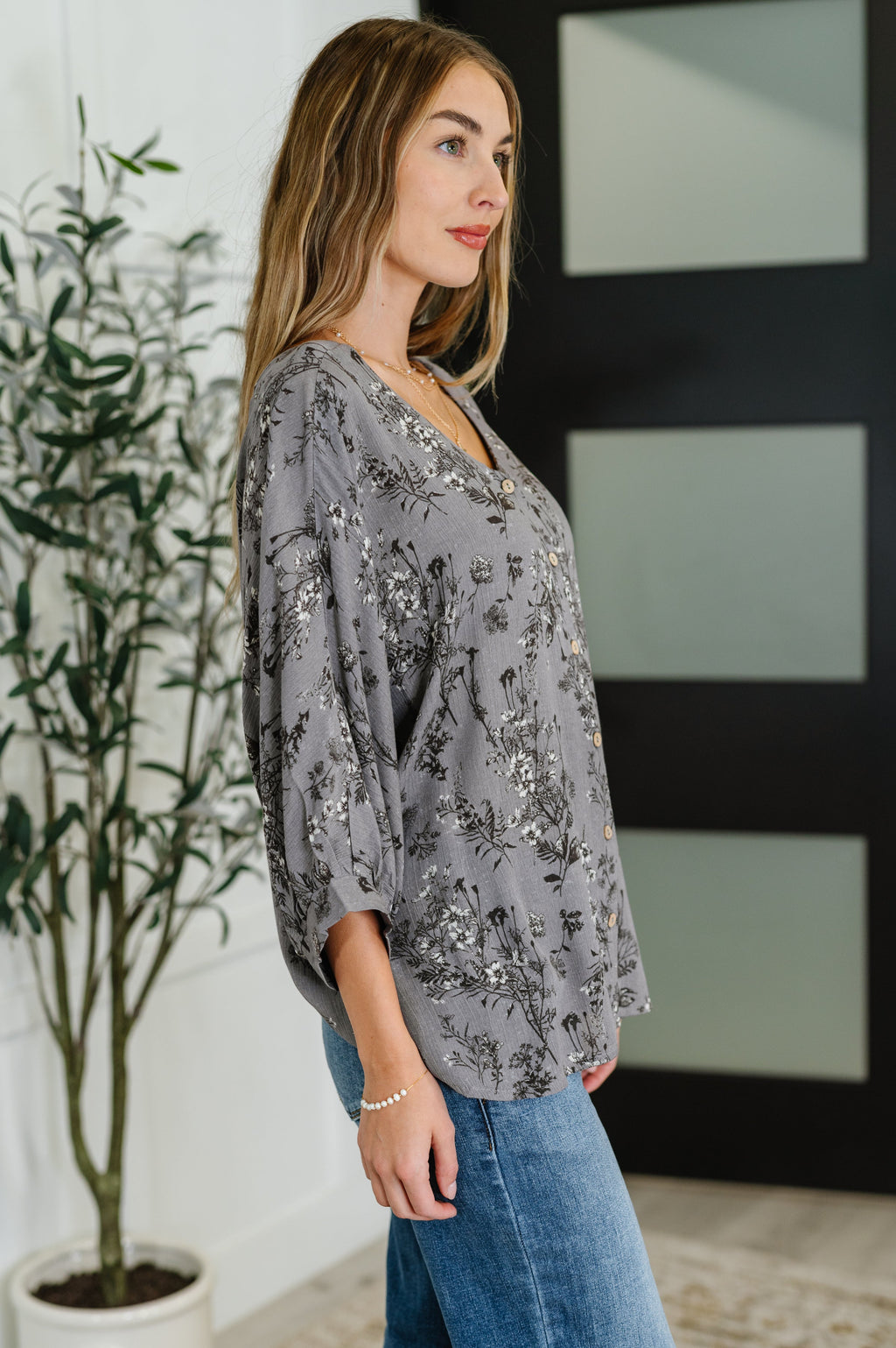 Falling in Deep Crinkle Woven Blouse Dune Grey