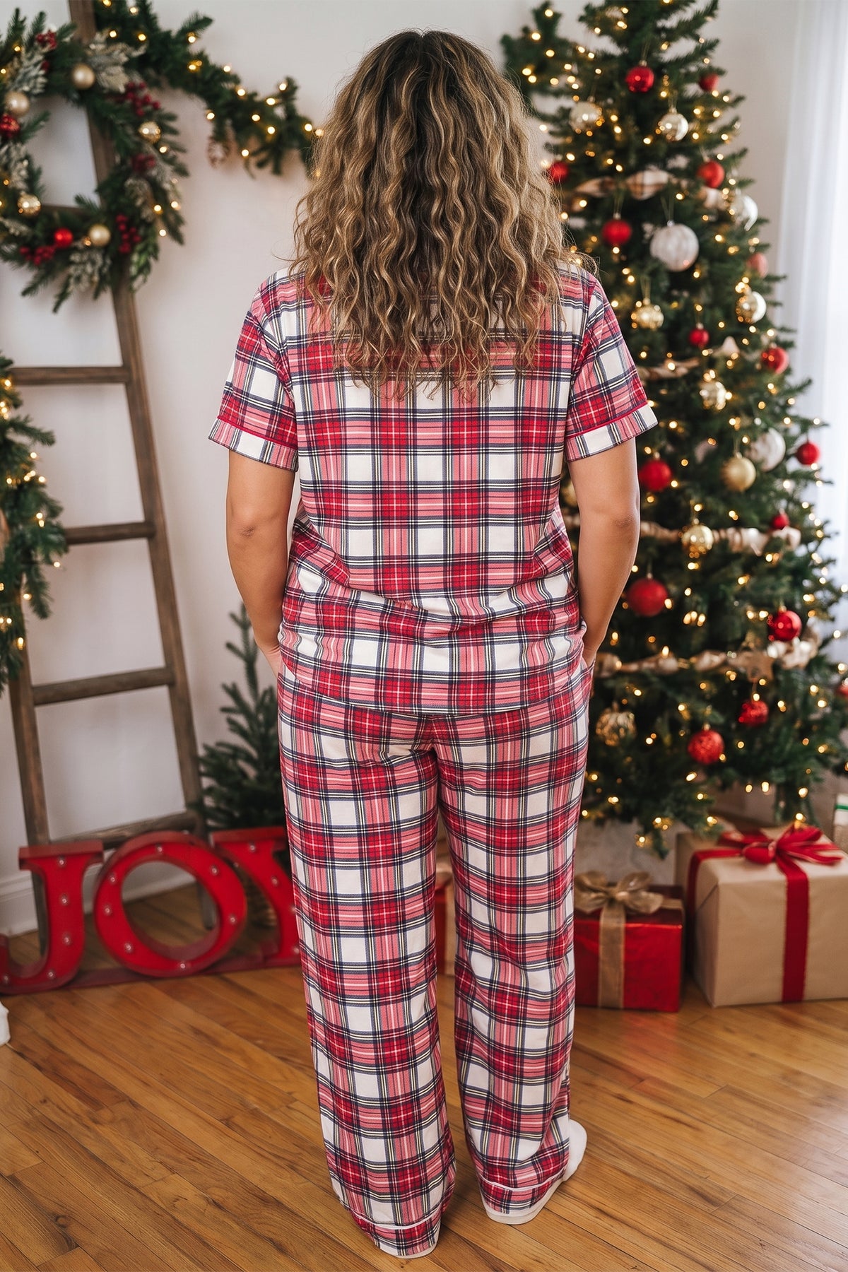 Red Plus Size Plaid Short-Sleeve Top & Pants Pajama Set